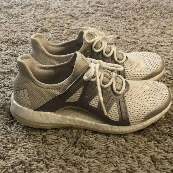 NEW Adidas Pureboost X Size 8.5 🔥 - Picture 2 of 4